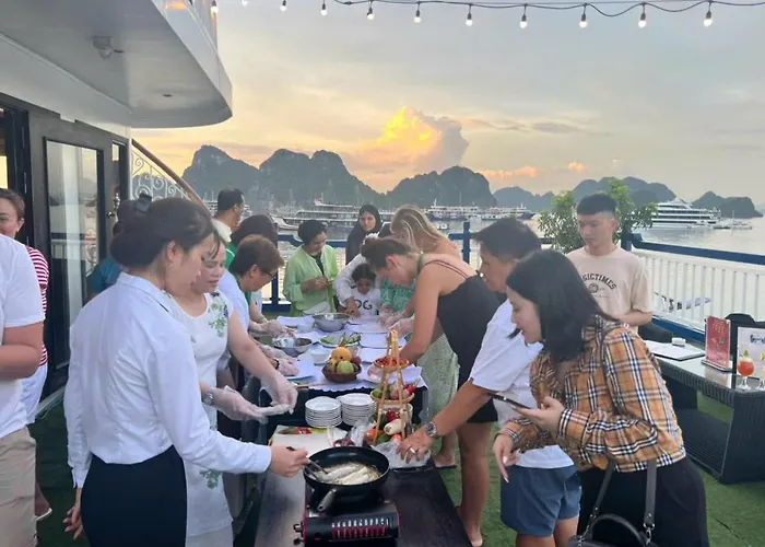 Premier Cruise 5* Ha Long